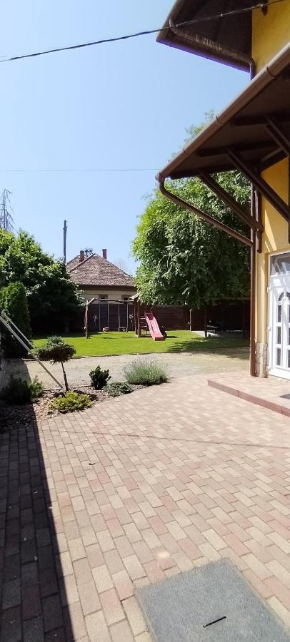 Levendula Apartmanhaz Hajdúszoboszló Exteriér fotografie